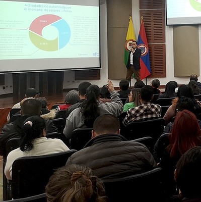 Jornadas pedag&oacute;gicas para evitar las pir&aacute;mides son importantes porque "siempre hay alguien que cree en el dinero f&aacute;cil": ciudadano de Pasto